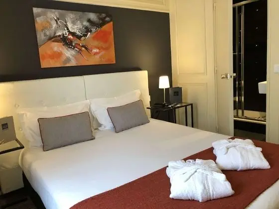 Deluxe Tek Büyük veya İki Ayrı Yataklı Oda