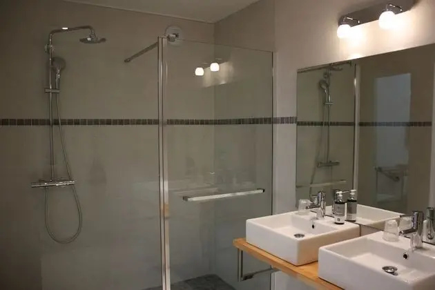 Deluxe Tek Büyük veya İki Ayrı Yataklı Oda