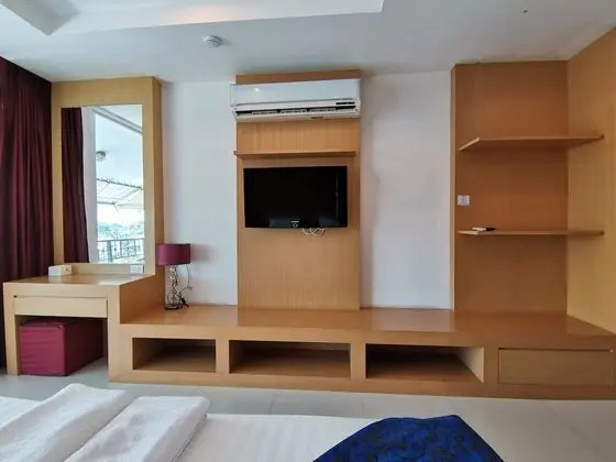 Deluxe Tek Büyük veya İki Ayrı Yataklı Oda