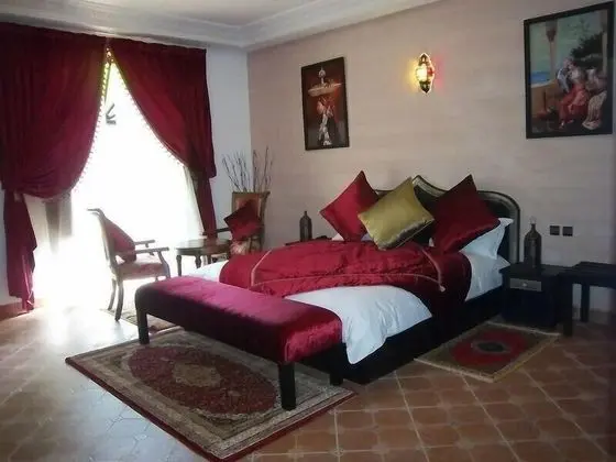 Deluxe Tek Büyük Yataklı Oda, Sigara İçilmez