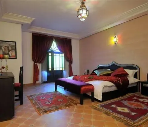 Deluxe Tek Büyük Yataklı Oda, Sigara İçilmez