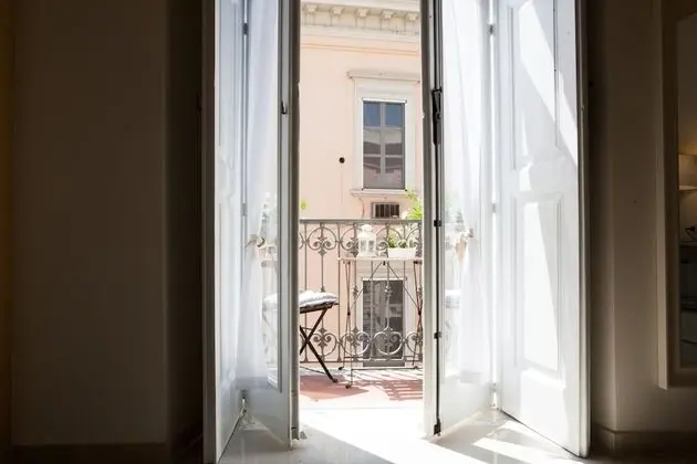 Deluxe Tek Büyük Yataklı Oda, Balkon (Donna)