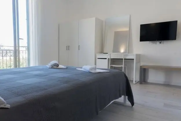 Premium Tek Büyük Yataklı Oda, Banyolu/Duşlu