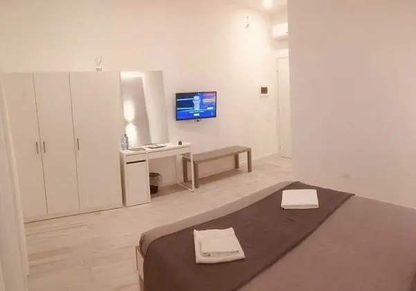 Premium Tek Büyük Yataklı Oda, Banyolu/Duşlu