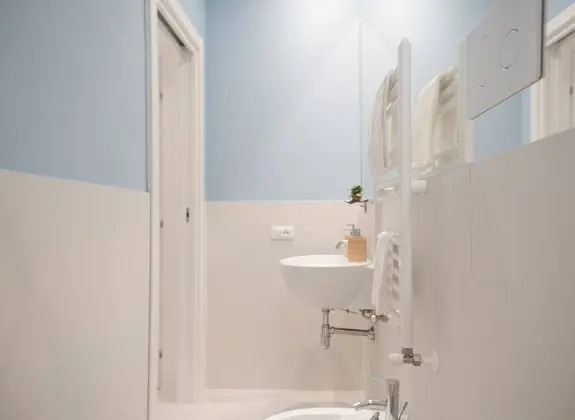 Tek Büyük Yataklı Oda, Banyolu/Duşlu