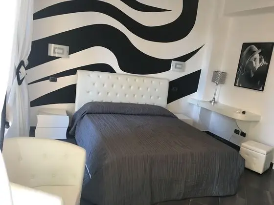 Standard Tek Büyük veya İki Ayrı Yataklı Oda, Balkon (Greta Garbo)