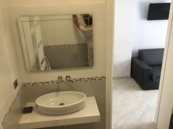 Standard Tek Büyük veya İki Ayrı Yataklı Oda (Claudia Cardinale)