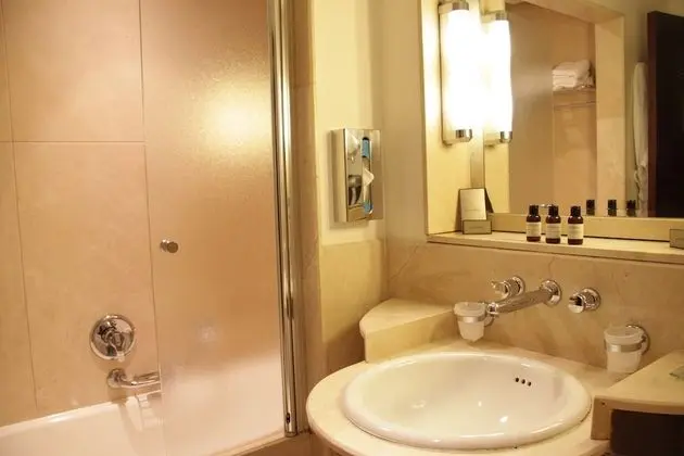 Deluxe Tek Büyük Yataklı Oda, 1 Çift Kişilik Yatak