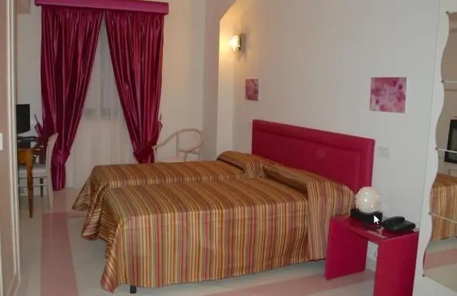 İki Ayrı Yataklı Oda