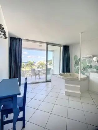 Classic Tek Büyük veya İki Ayrı Yataklı Oda, Balkon
