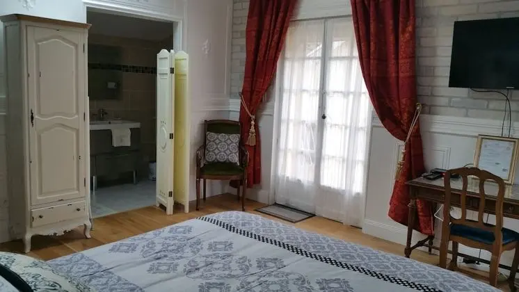 Grand Tek Büyük Yataklı Oda