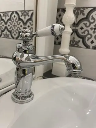 Tek Büyük Yataklı Oda, Bahçe Manzaralı