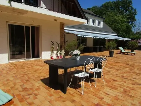 Comfort Süit, Banyolu/Duşlu, Havuz Manzaralı (Bleuet)