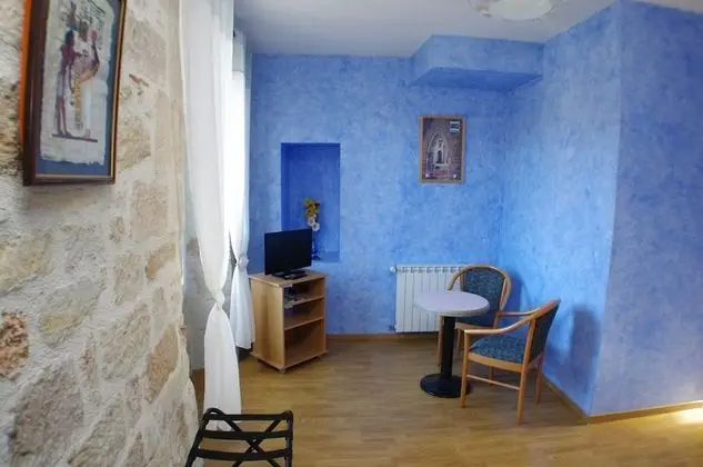 Family Dört Kişilik Oda (Figeac)