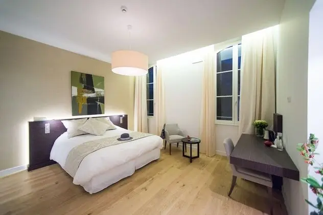 Deluxe Oda, 1 En Büyük (King) Boy Yatak, Sigara İçilmez (Larger Room;Twin bed on request)