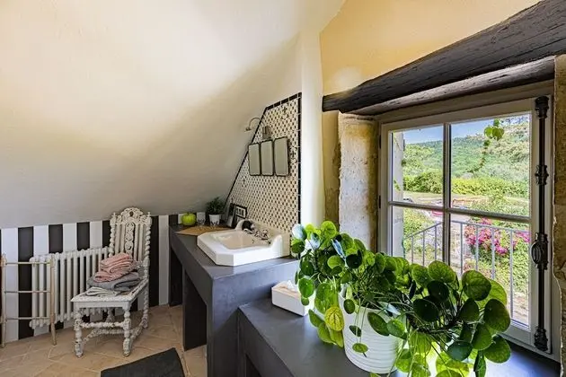 Luxury Tek Büyük Yataklı Oda, Banyolu/Duşlu, Kanal Manzaralı (Chambre Canal)