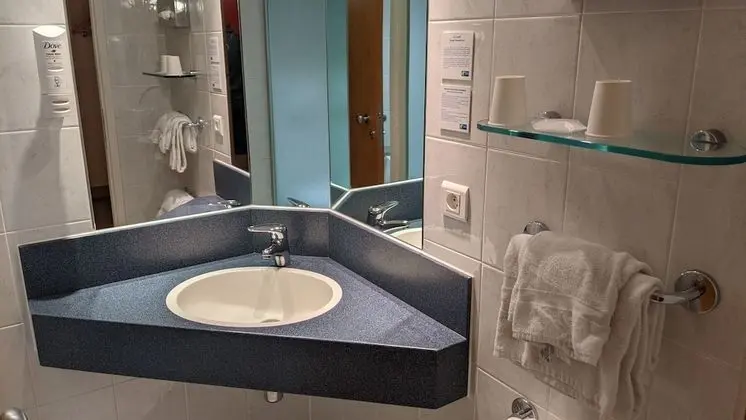 Classic Tek Büyük Yataklı Oda