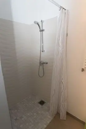 Tek Büyük Yataklı Oda (Pivoine)