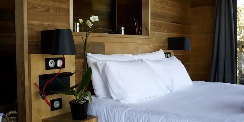 Luxury Kulübe, Sıcak Su Havuzu