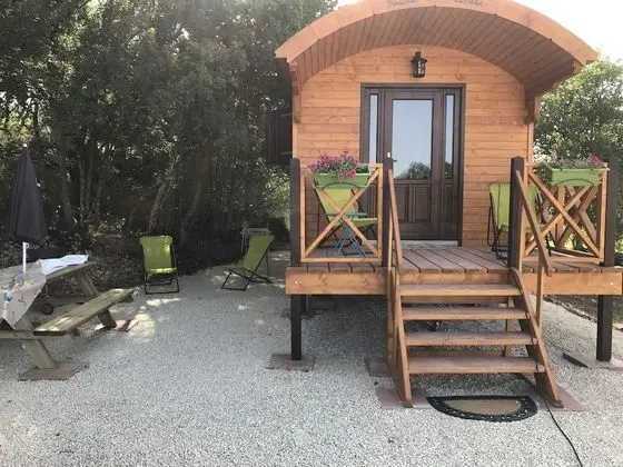 Karavan (Roulotte Clerelu)