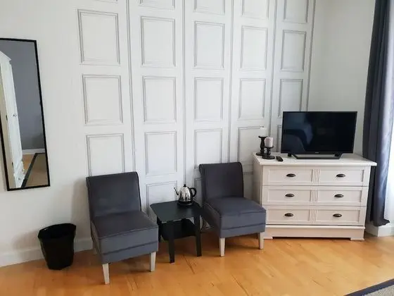 Tek Büyük Yataklı Oda (Liquoreuse)
