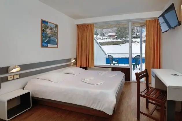 Tek Büyük Yataklı Oda, Sigara İçilmez