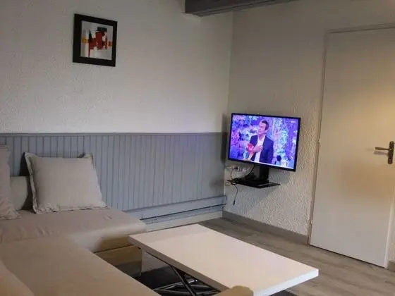 Kır Evi, Özel Banyo, Havuz Manzaralı (du Chêne)