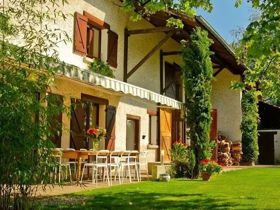 Kır Evi, Banyolu/Duşlu (Le Domaine du Plantier)