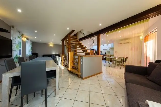 Exclusive Ev, Banyolu/Duşlu (Le Cerisier)