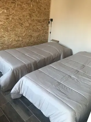 Üç Kişilik Oda (1)