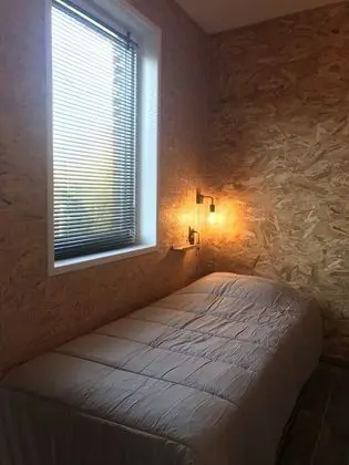 Üç Kişilik Oda (2)