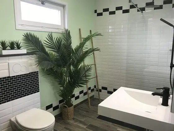 Üç Kişilik Oda (2)