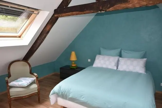 Tek Büyük veya İki Ayrı Yataklı Oda, Ortak Banyo (Bretagne)