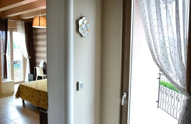 Comfort Tek Büyük veya İki Ayrı Yataklı Oda, Engellilere Uygun, Bahçeli