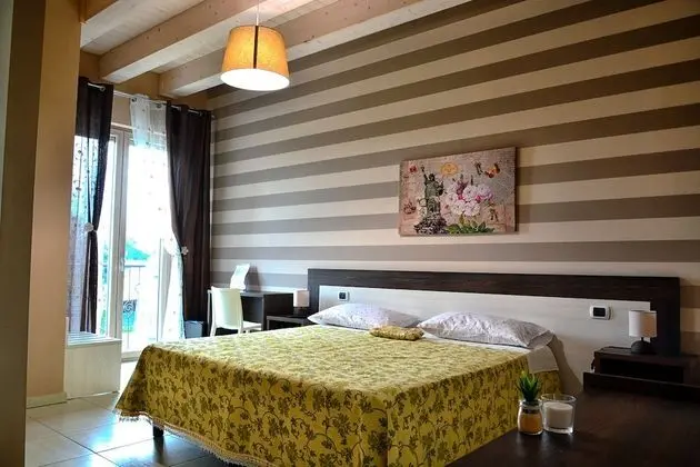 Comfort Tek Büyük veya İki Ayrı Yataklı Oda, Engellilere Uygun, Bahçeli