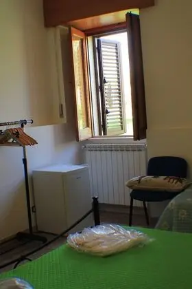 Deluxe Dört Kişilik Oda, Sigara İçilmez, Bahçe Manzaralı (4C Quadrupla Azzurra)