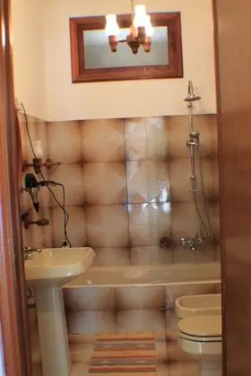 Deluxe Dört Kişilik Oda, Sigara İçilmez, Bahçe Manzaralı (4C Quadrupla Azzurra)