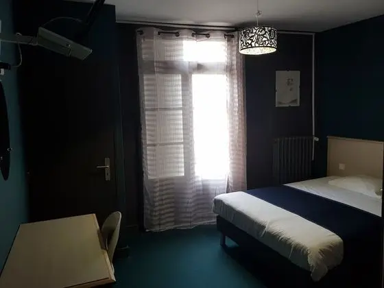 Standard Tek Büyük Yataklı Oda