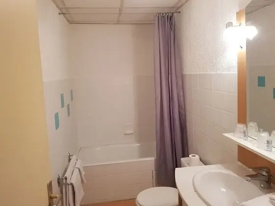 Standard Üç Kişilik Oda