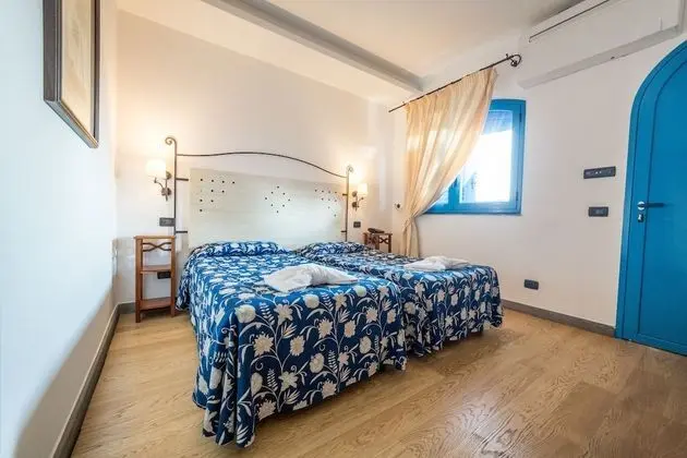 Tek Büyük veya İki Ayrı Yataklı Oda