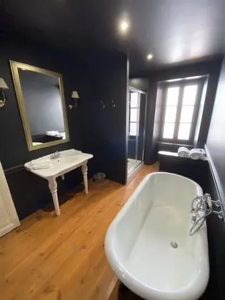 Deluxe Tek Büyük veya İki Ayrı Yataklı Oda (Hermes)