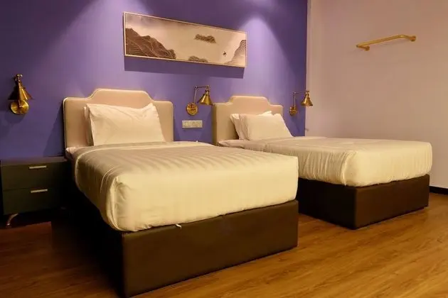 Counselor Room (Twin)