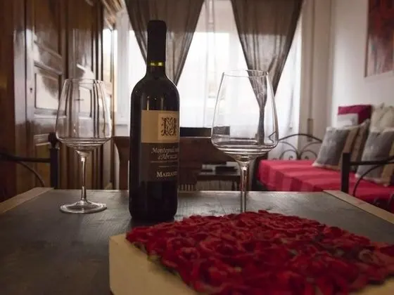 Superior Tek Büyük Yataklı Oda, Özel Banyo, Şehir Manzaralı (Aventino bagno esterno  )