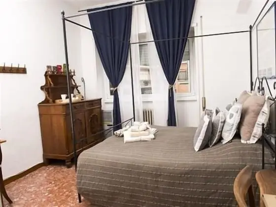 Superior Tek Büyük Yataklı Oda, Sıcak Su Küveti, Şehir Manzaralı (Celio)