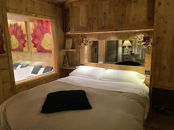 Romantic Stüdyo Süit, 1 Büyük (Queen) Boy Yatak, Jakuzi, Zemin Kat (Staterlizia)