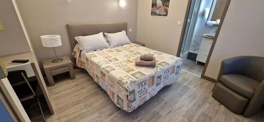 Tek Büyük Yataklı Oda