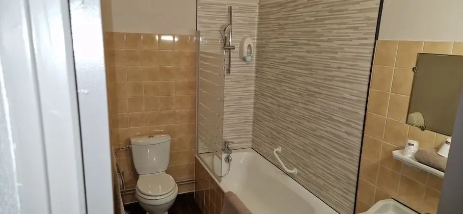 Üç Kişilik Oda
