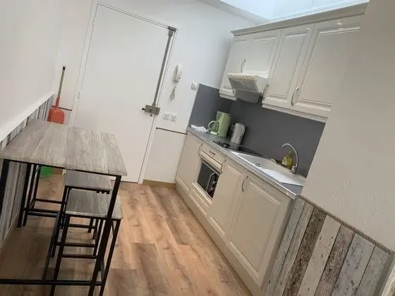 Tek Büyük Yataklı Oda