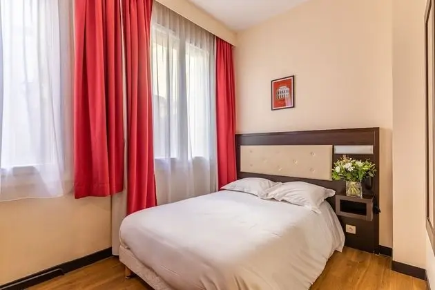 Tek Büyük Yataklı Oda (+ bon cadeau restaurant)