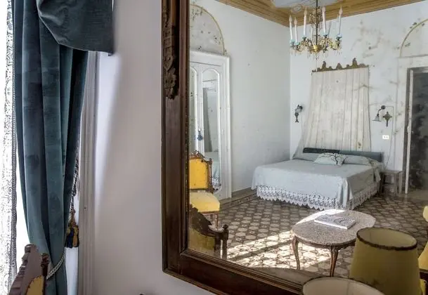 Deluxe Oda, Sigara İçilmez